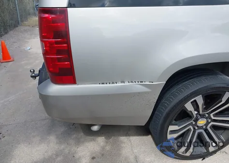 2008 Chevrolet Suburban 1500 Lt z USA, uszkodzony, nr VIN 3GNFC16038G197033